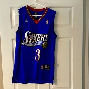 Adidas Allen Iverson 76ers jersey. Men size small. Blue.